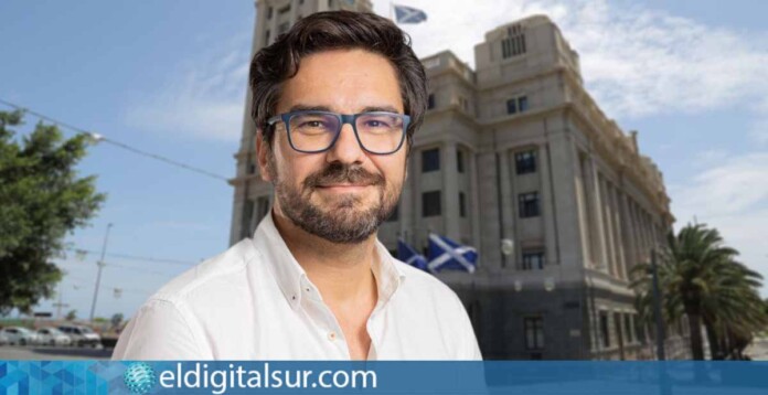 consejero socialista Manuel Martínez