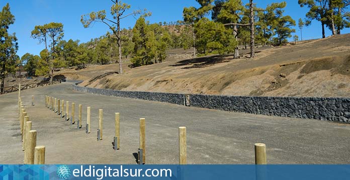 Acceso al parque de Los Arenales en Chío