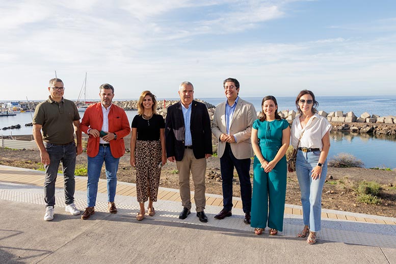 Inauguran el nuevo paseo litoral de la Marina de San Miguel 