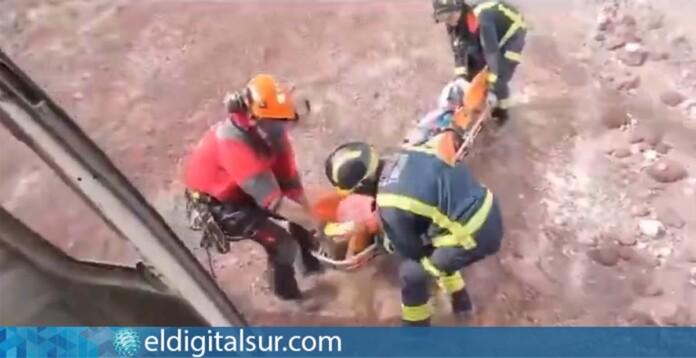 Rescate aéreo en Montaña Roja