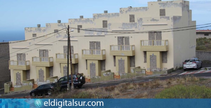 debate sobre vivienda en Arona no avanza en el último pleno